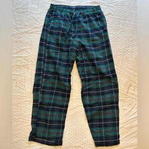 Gap Women’s Flannel Pajama Pants